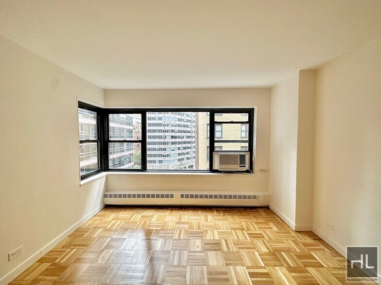 Building Photo - EAST 55 STREET