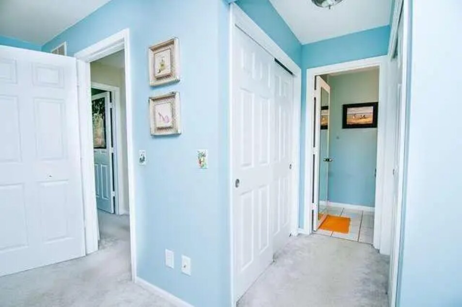 Building Photo - 7302 Gladstone Dr