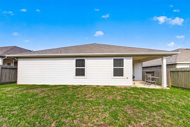 Building Photo - 40347 Blossom Vly Ln