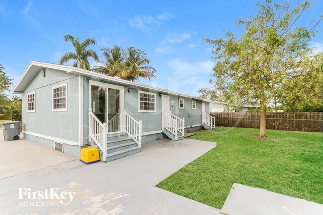 Building Photo - 5371 Washington Rd