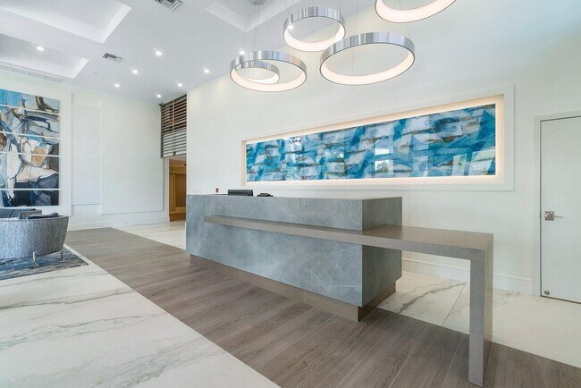 Building Photo - 3407 S Ocean Blvd
