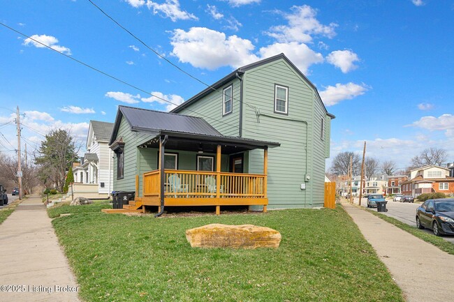 Building Photo - 1057 E Caldwell St