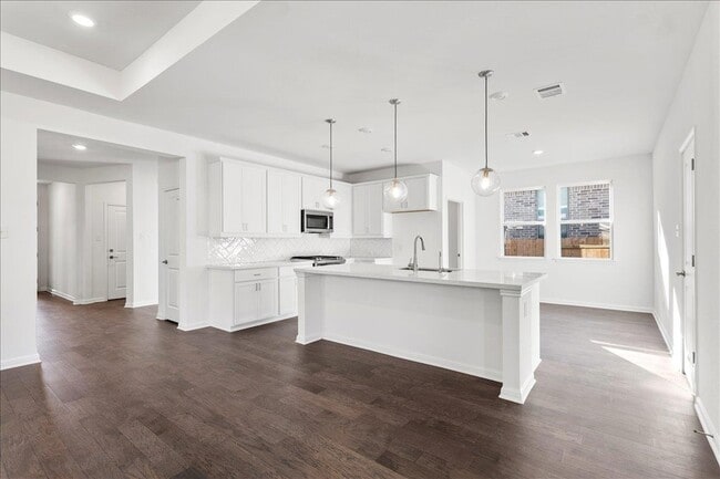 Building Photo - 133 Grn Knl Ln