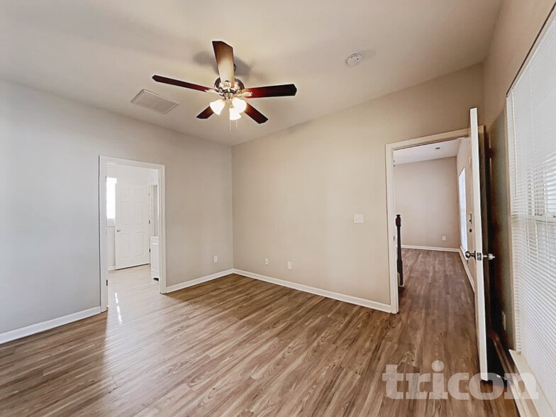 Building Photo - 1211 Joannas Ct