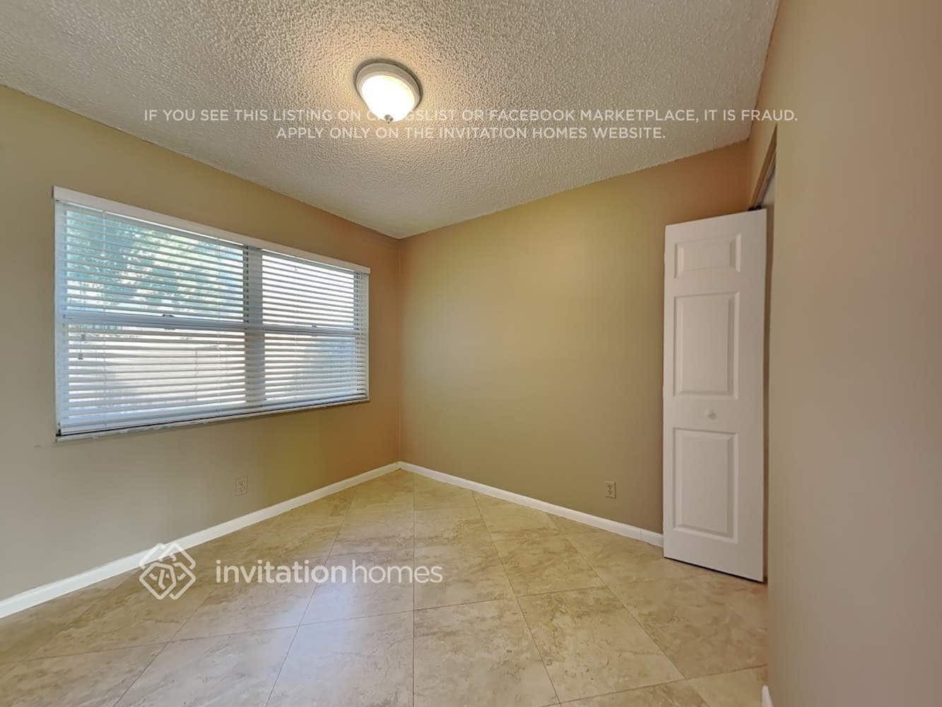 Building Photo - 5065 1st Rd