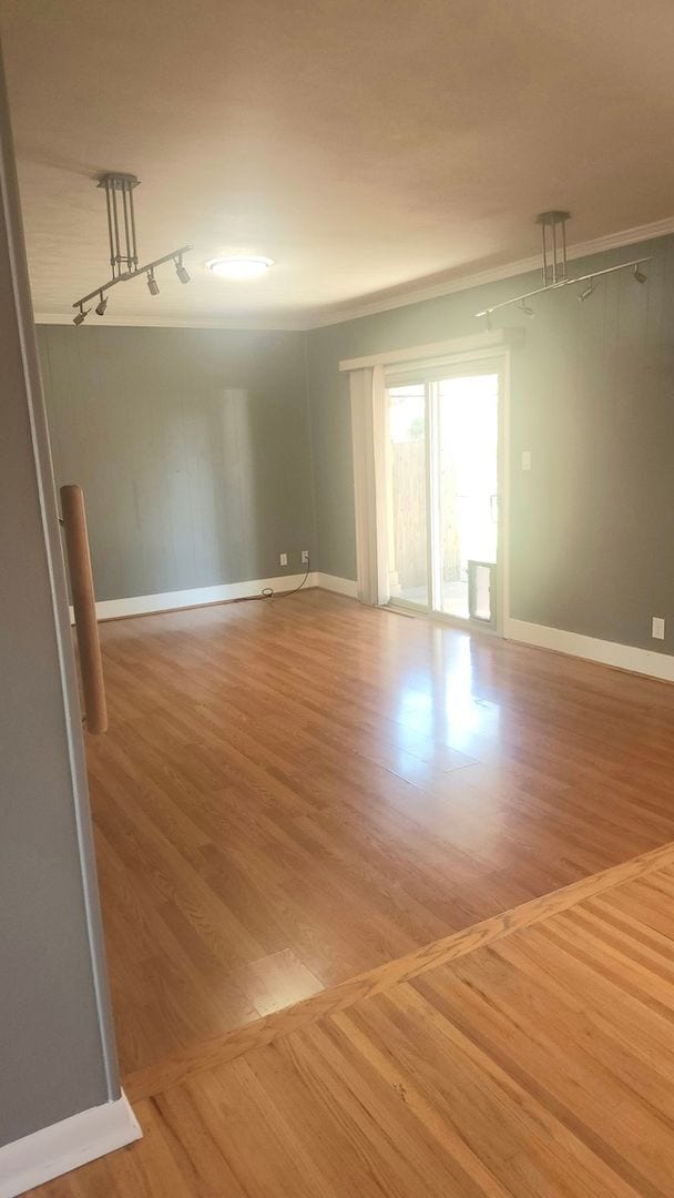 Building Photo - 6068 Vivian Ct