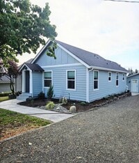 Building Photo - Newly Remodeled 2 Bedroom Home For Rent!
