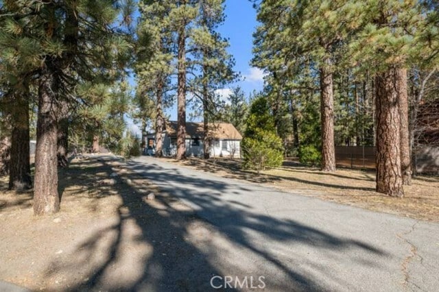 Building Photo - 697 Chipmunk Ln