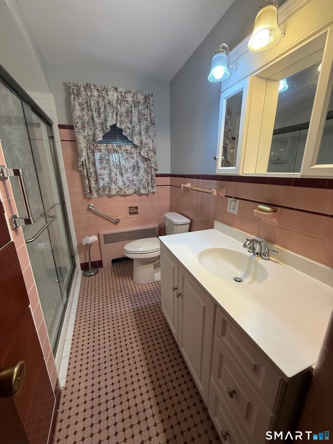 Building Photo - 59 Addison St