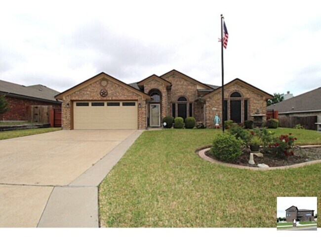 Building Photo - 603 Mustang Trail