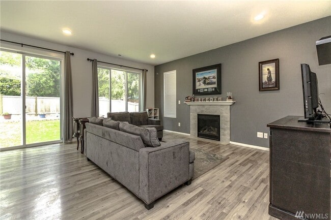 Building Photo - 17520 80th Ave Ct E