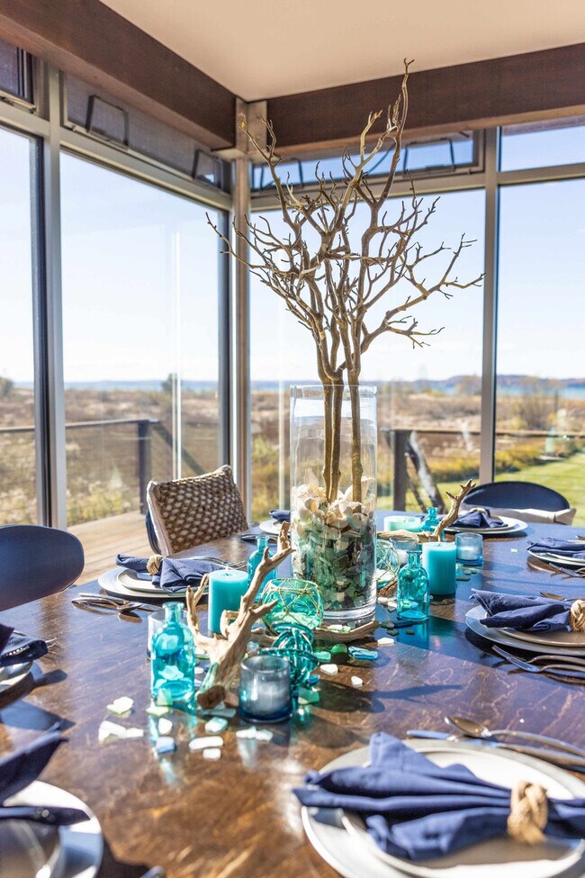 Building Photo - 11988 Cabana Shores Dr