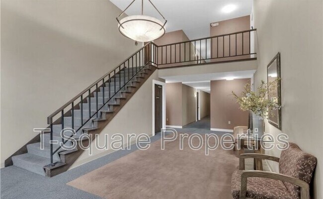 Building Photo - 11208 NE 68th St