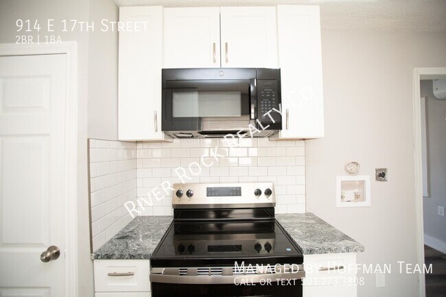 Building Photo - 914 E 17th St