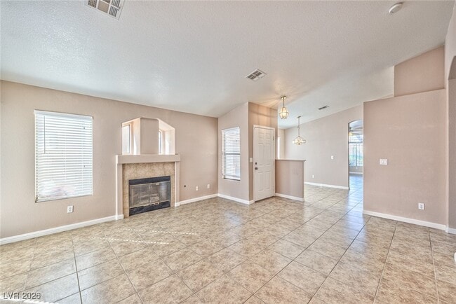 Building Photo - 851 Worrell Ave