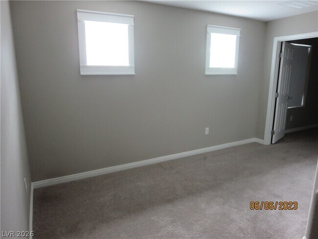 Building Photo - 1012 Huckburn Ave