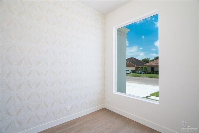 Building Photo - 36 Cottonwood St