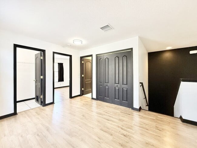 Building Photo - 4978 White Sanderling Ct