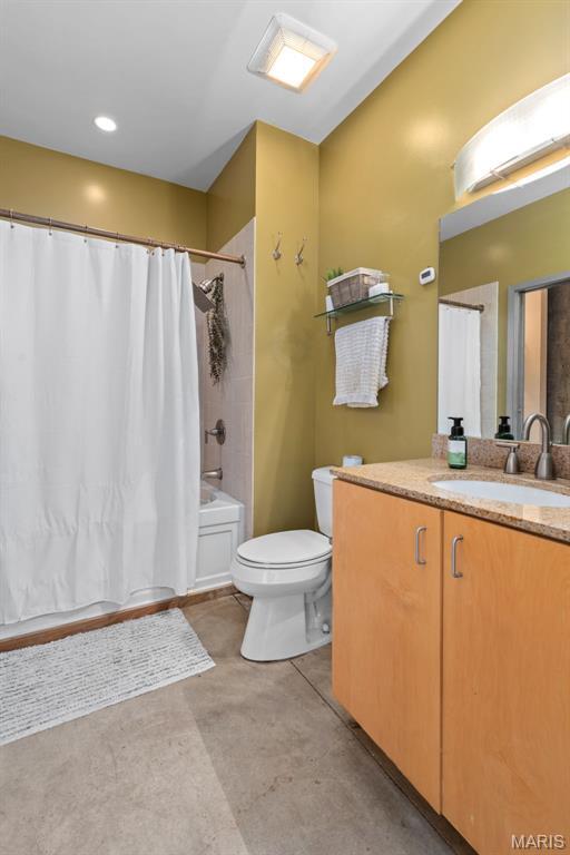 Building Photo - 2323 Locust St