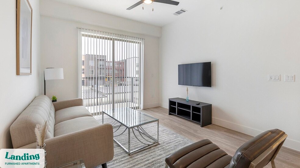 Building Photo - 650 E Sycamore St