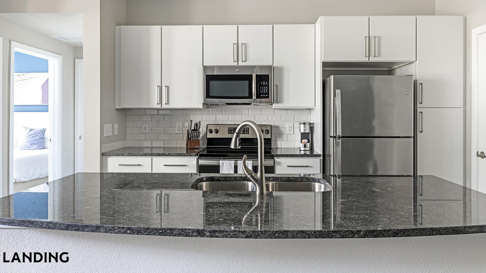 Building Photo - 729 Junction Dr