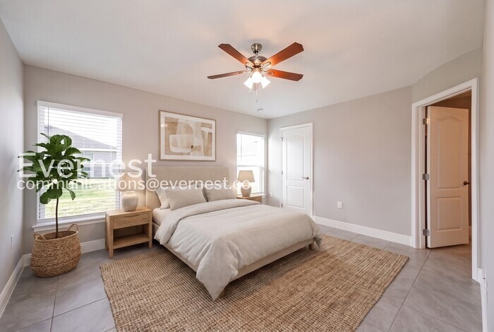 Building Photo - 528 Bristol Cir