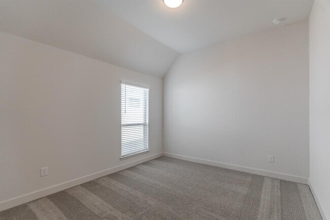 Building Photo - 15835 Wild Rose Bnd Dr