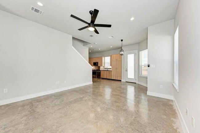 Building Photo - 7714 Watson St