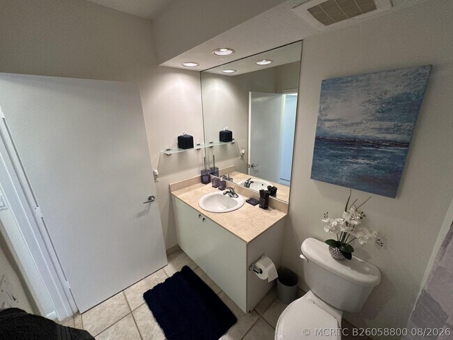 Building Photo - 1551 N Flagler Dr