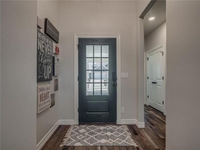 Building Photo - 12828 High Plains Ave