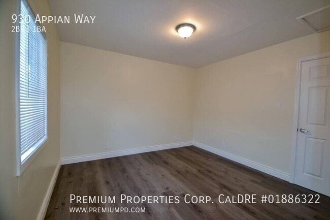 Building Photo - 930 Appian Way