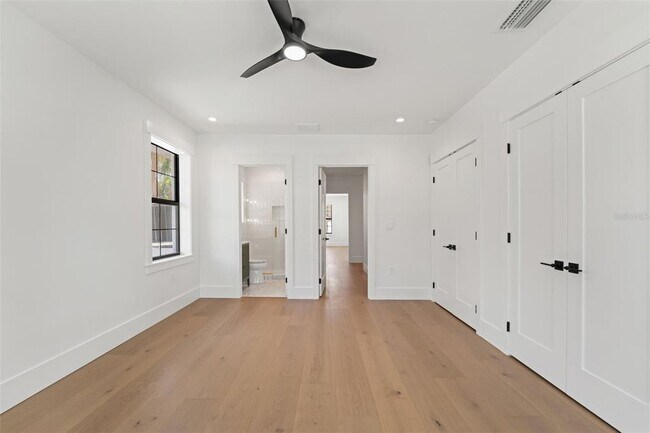 Building Photo - 804 Idlewood Dr