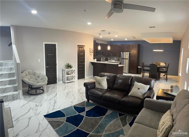 Building Photo - 10 East St