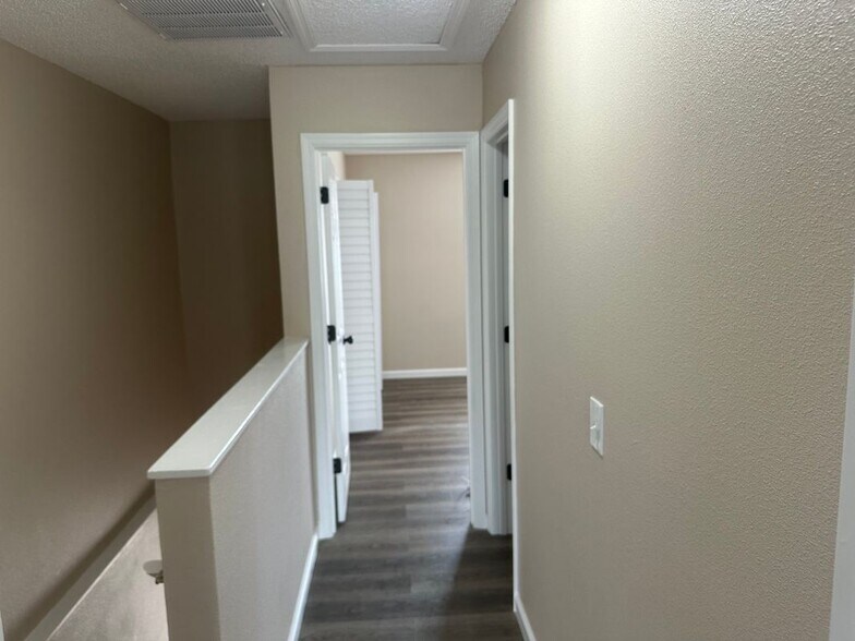 Building Photo - 135 Jones Ln