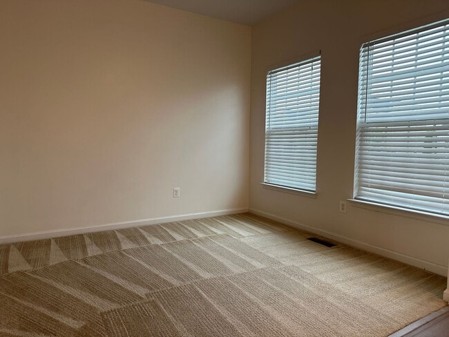 Building Photo - 223 Morlyn Dr