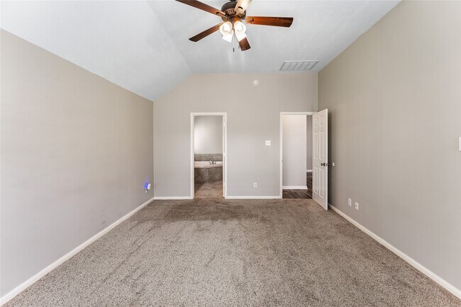 Building Photo - 5935 Sawyer Bend Ln