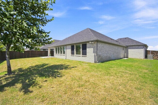 Building Photo - 247 Half Moon Dr