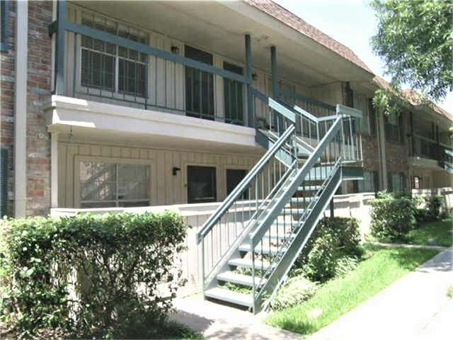 Building Photo - 2250 Bering Dr