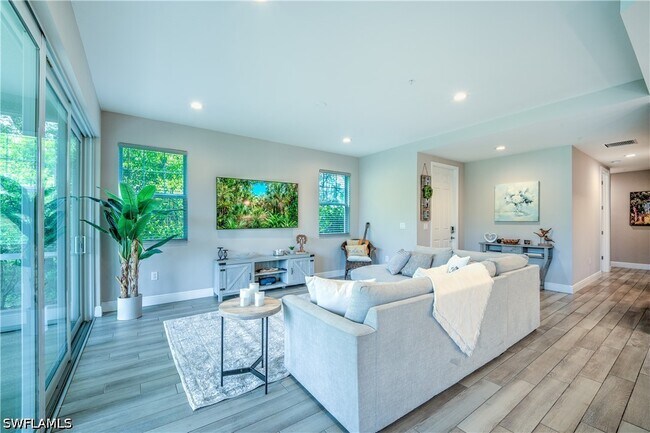 Building Photo - 2626 Seychelles Cir