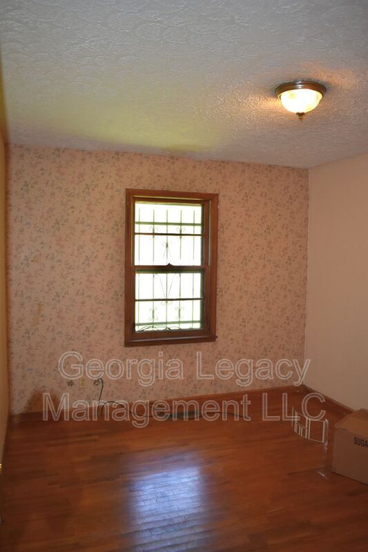 Building Photo - 148 Upson Cir