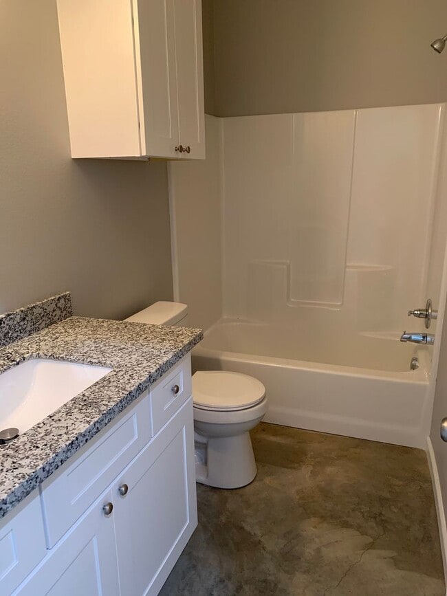 Building Photo - 1561 Ham Reid Rd