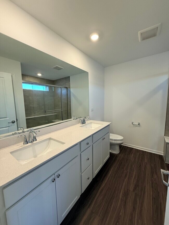 Building Photo - 15141 S Hepworth Pl