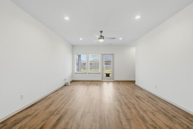 Building Photo - 12515 Newport Arch Ln