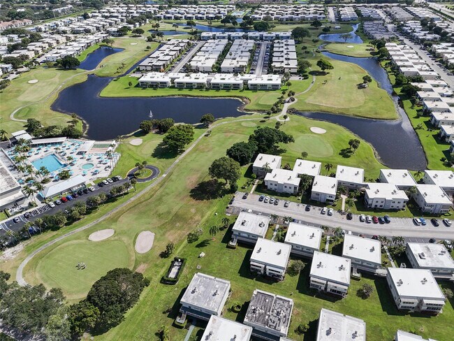 Building Photo - 580 Normandy Ln