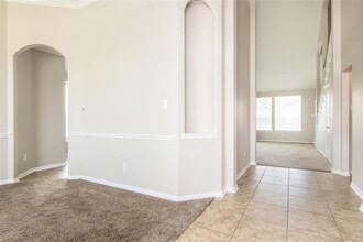 Building Photo - 1004 Autumn Brook St