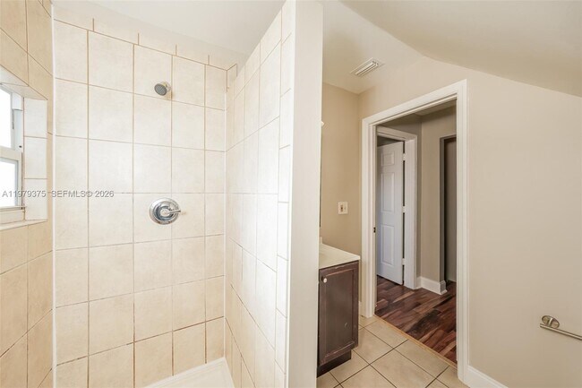 Building Photo - 5227 Adams Rd