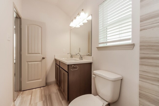 Building Photo - 7923 Cypress Country Dr