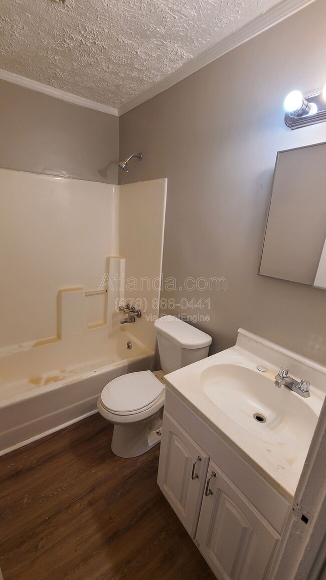 Building Photo - 2242 Lawson Way