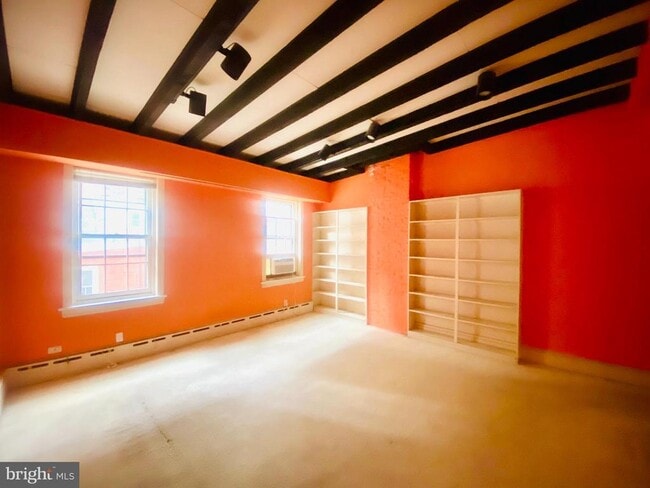 Building Photo - 1709 Rittenhouse Square
