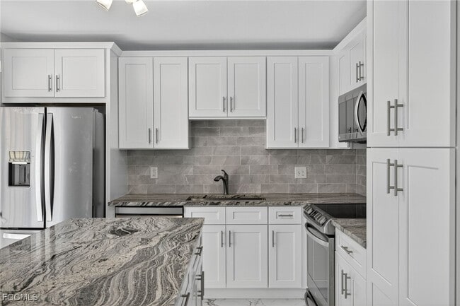 Primary Photo - 12350 Woodrose Ct